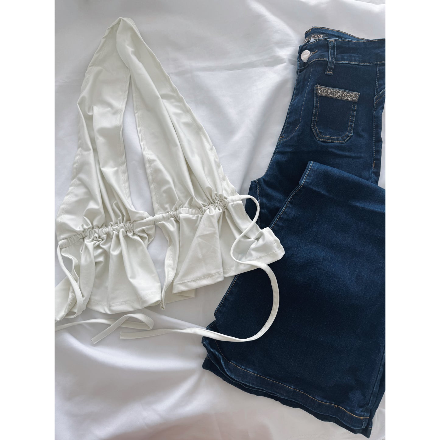 JEANS FLARE AZUL 38 + TOP ANASTASIA LYCRA