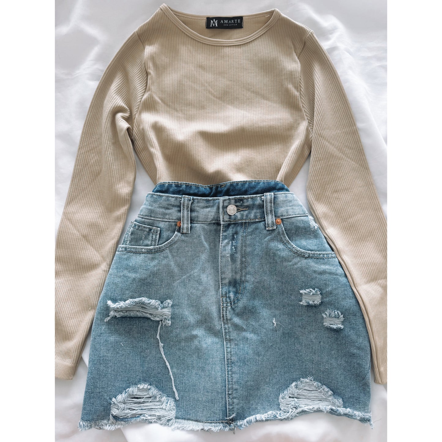 FALDA TALLA S + BODY MODELADOR