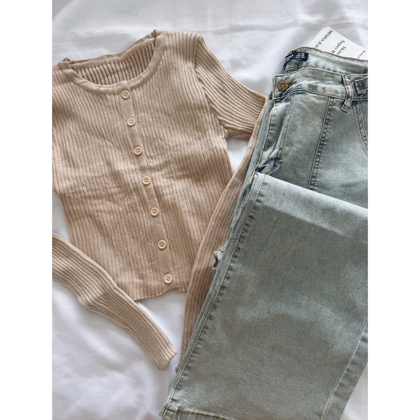 JEANS WIDE LEG AJUSTABLE 46 + CARDIGANS MINI