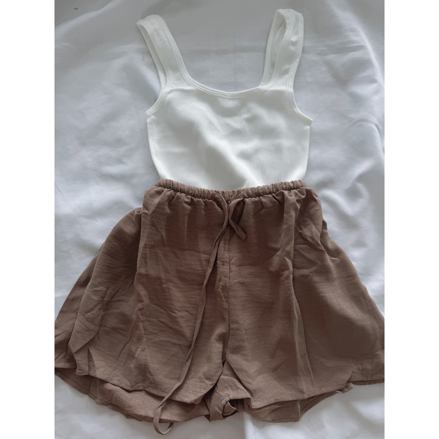 SHORT LINO NUDE + TOP RIB BLANCO