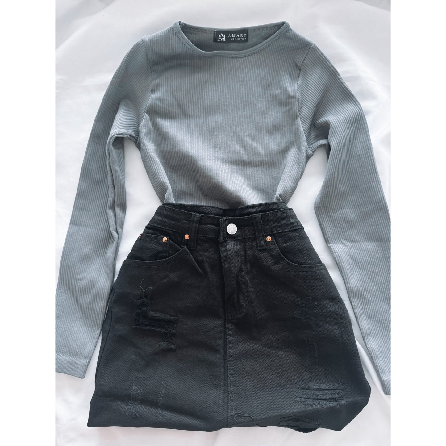 BODY MODELADOR + FALDA DENIM NEGRA M