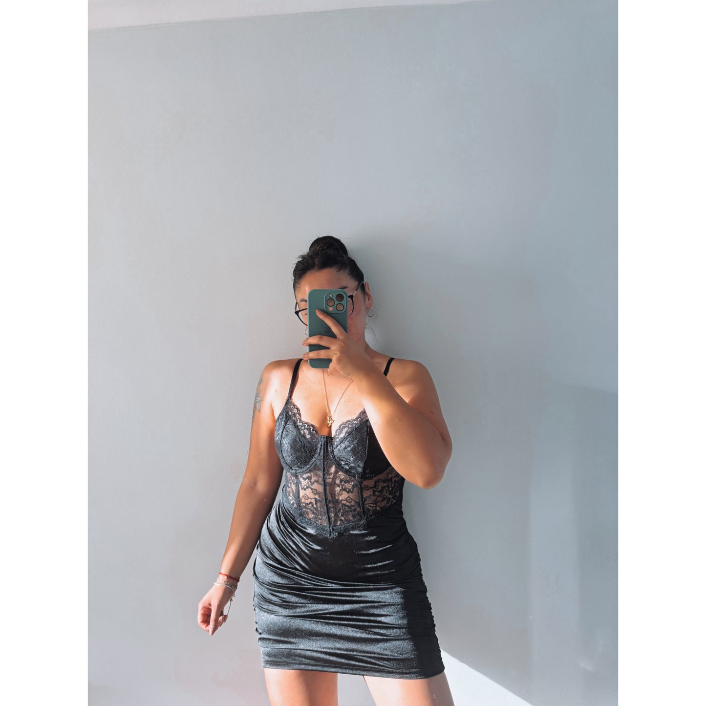 VESTIDO LENCERO
