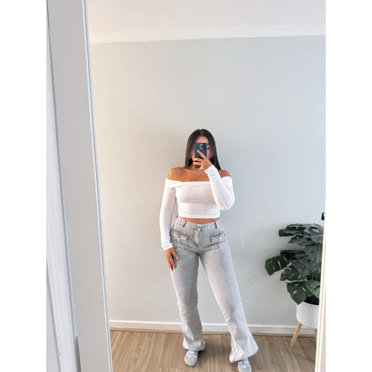 JEANS FLARE GRIS BOLSILLOS