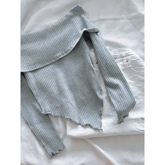 FALDA JEANS BLANCA + POLERA GRIS PUNTA